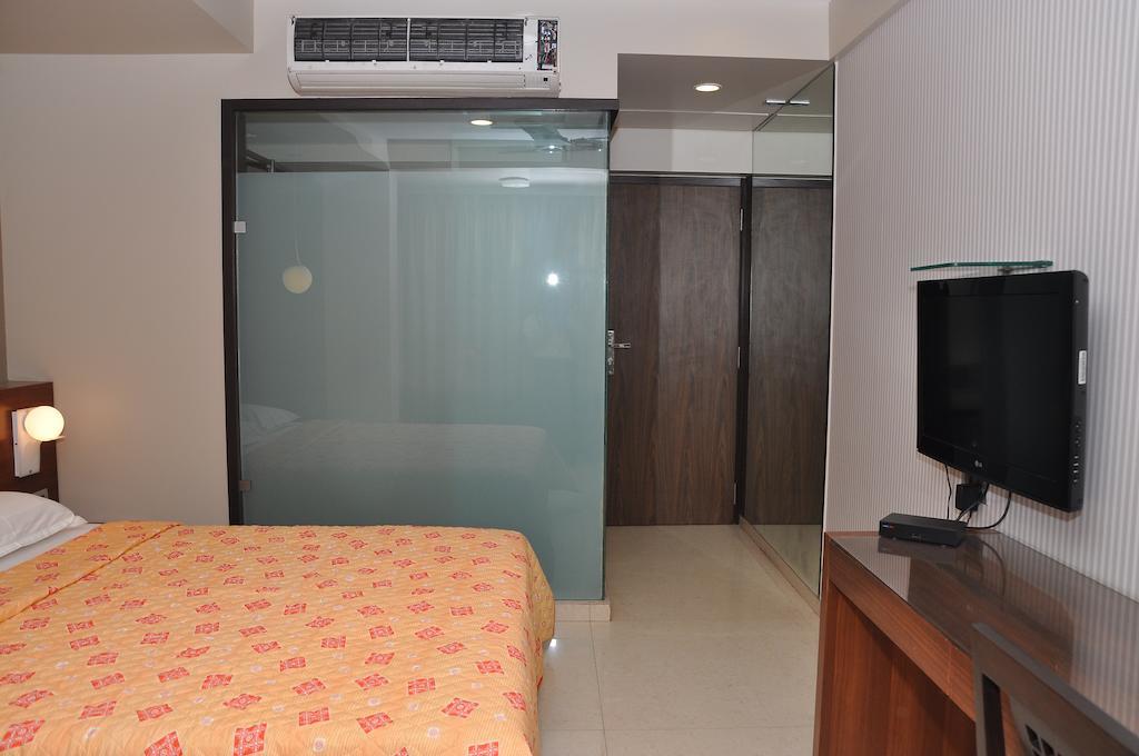 Hotel Imperial Executive, Andheri Bombay Værelse billede